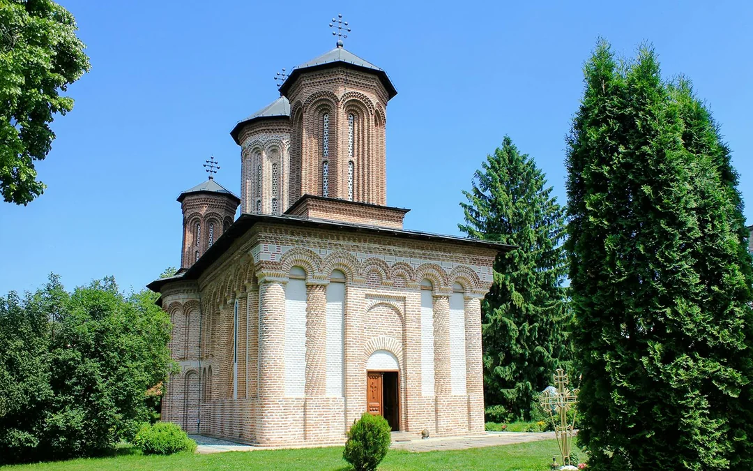  From Bucharest: Mogosoaia Palace & Snagov Monastery (Dracula's Tomb) Day Tour Image 4