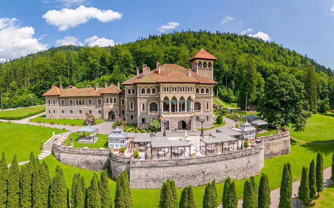 From Bucharest: Peles Castle, Bran Castle & Cantacuzino Castle ('Wednesday Castle') Tour
 Image 4