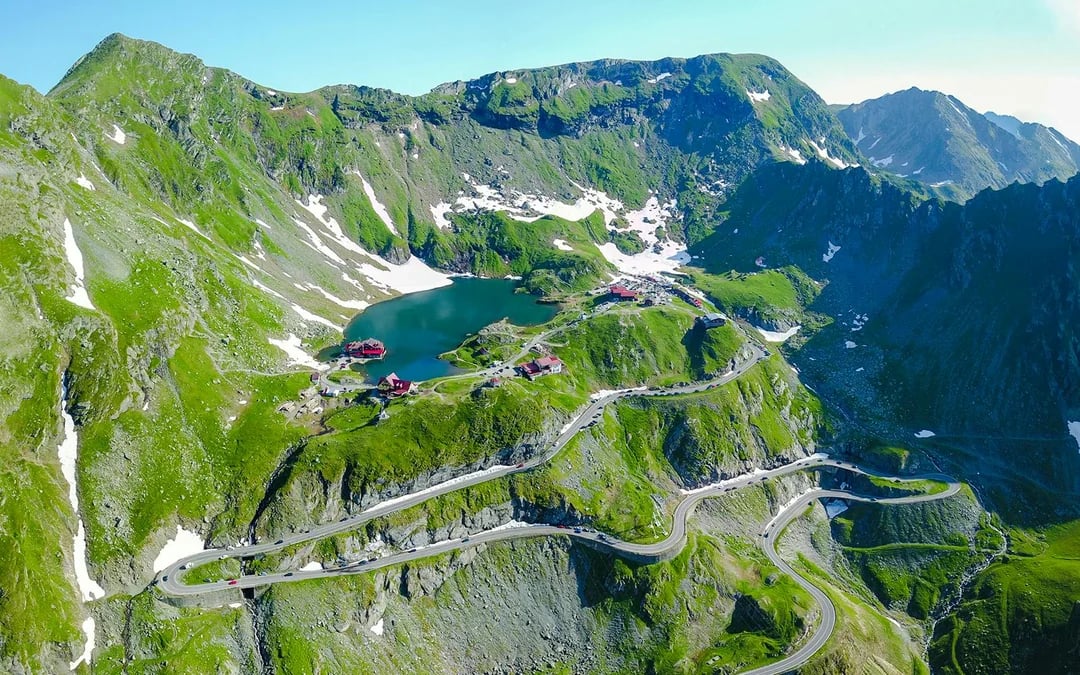 From Bucharest: Transfăgărășan Highway & Poienari Fortress Day Trip
Image 3