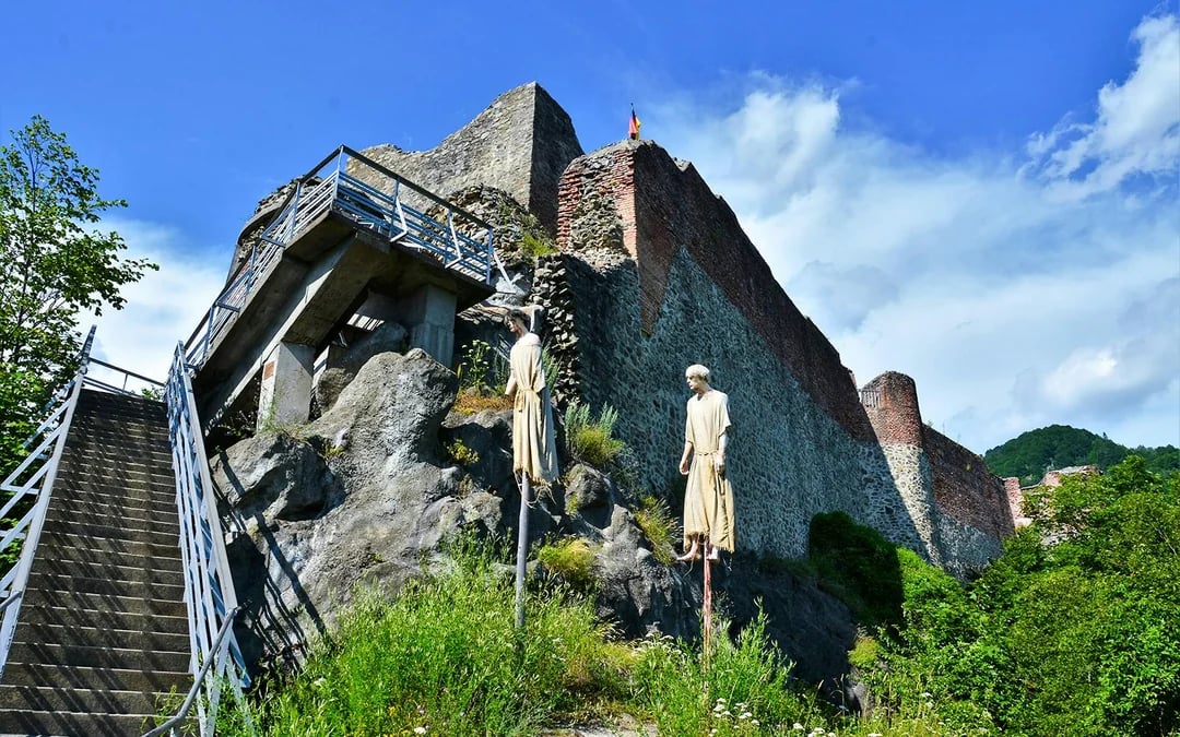 From Bucharest: Transfăgărășan Highway & Poienari Fortress Day Trip
 Image 10
