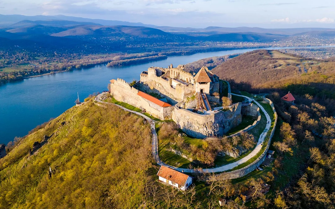 From Budapest: Danube Bend Day Trip
 Image 3