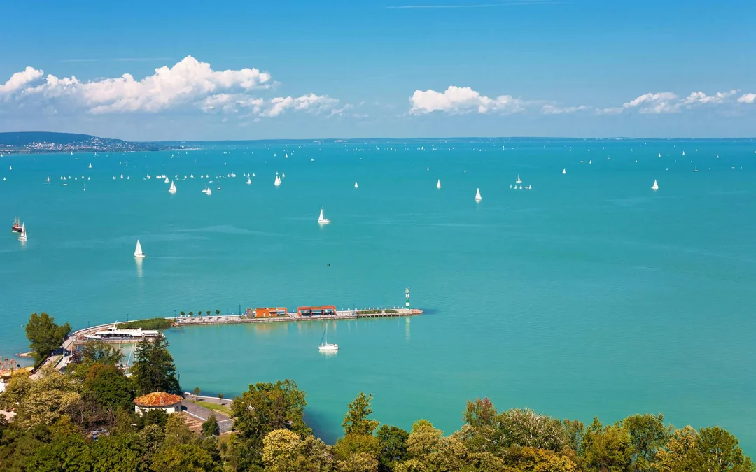 From Budapest: Lake Balaton Day Trip & Cruise
 Image 2