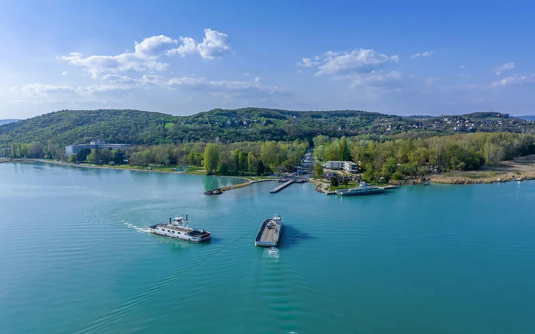 From Budapest: Lake Balaton Day Trip & Cruise
 Image 5