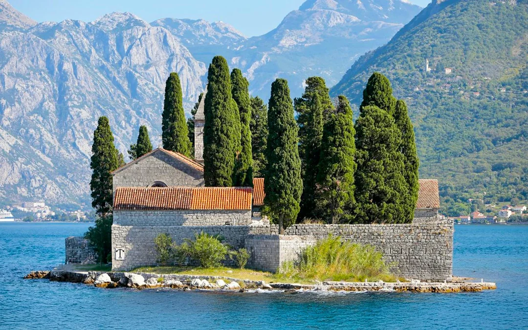 From Budva: Blue Caves, Kotor Bay, Our Lady of the Rock Full-Day Boat Tour Image 2