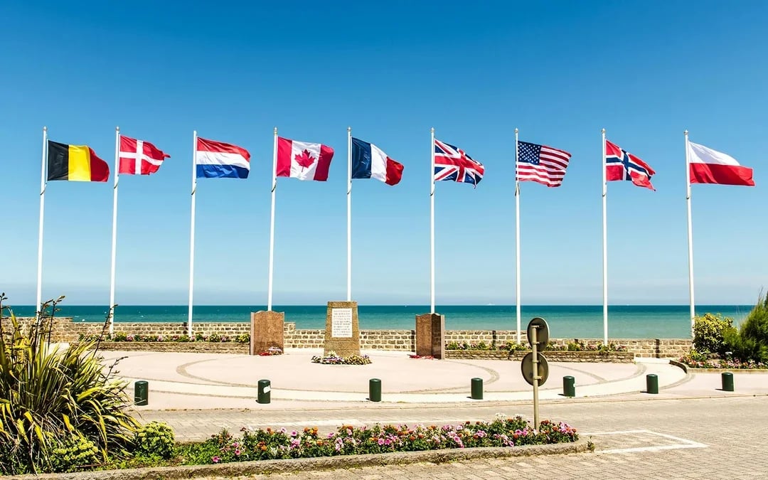 From Caen: D-Day Beaches Half-Day Tour with Caen Memorial Museum Entry
 Image 11