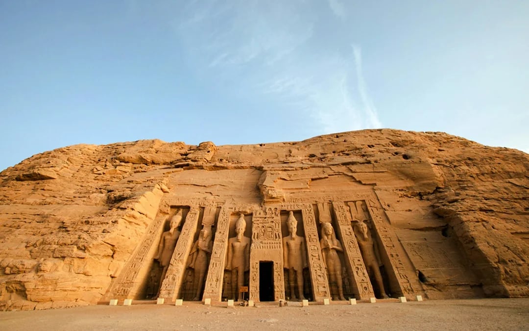 From Cairo: Abu Simbel Temples Private Tour by Air with Flights Transfers and Guide Image 2