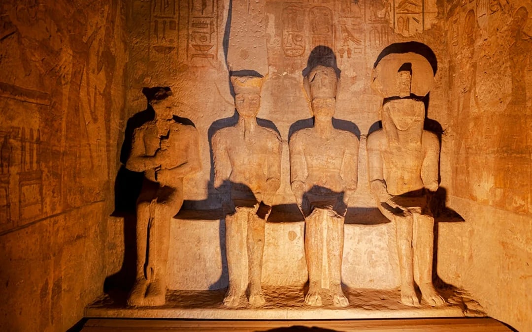 From Cairo: Abu Simbel Temples Private Tour by Air with Flights Transfers and Guide Image 4