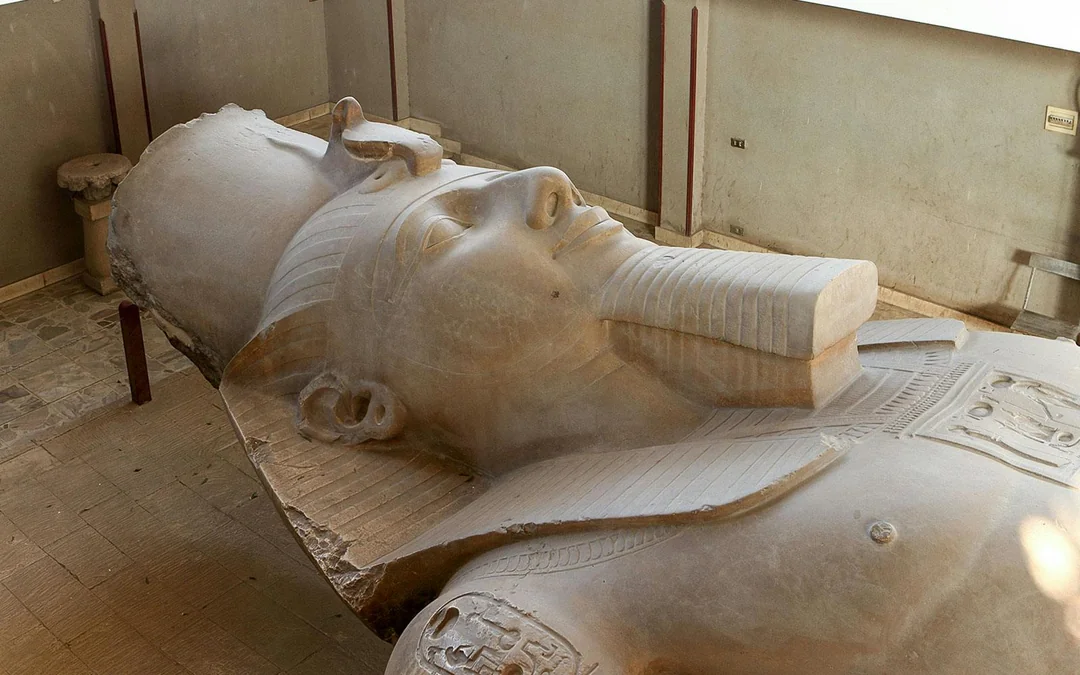 From Cairo: Full-Day Guided Tour of Giza Pyramids, Sphinx, Saqqara & Memphis with Entry Tickets, Lunch & Hotel Transfers Image 5