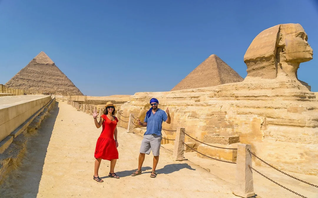 From Cairo: Half-Day Guided Tour of Giza Pyramids & Sphinx with Entry Tickets & Hotel Transfers Image 2