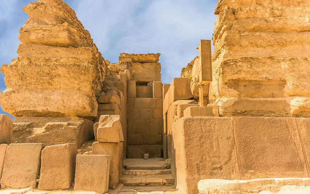 From Cairo: Half-Day Guided Tour of Giza Pyramids & Sphinx with Entry Tickets & Hotel Transfers Image 5