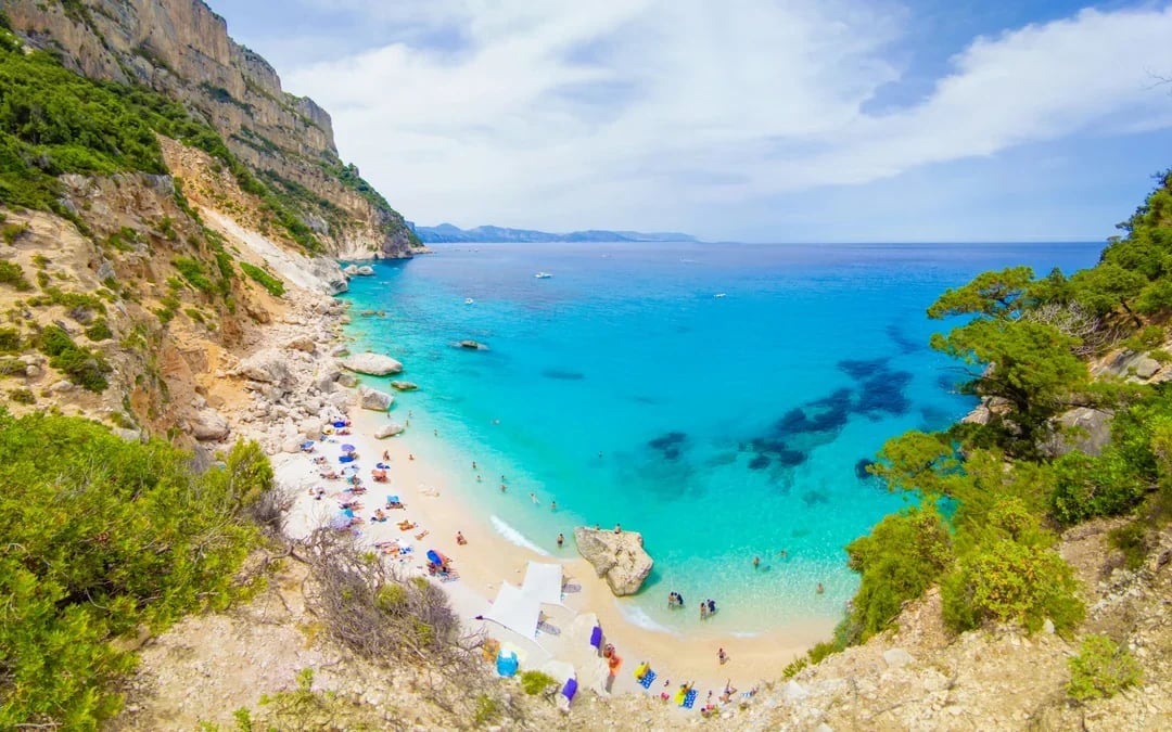 From Cala Gonone: Dinghy Trip in the Gulf of Orosei with Cala Goloritzè Stop Image 3