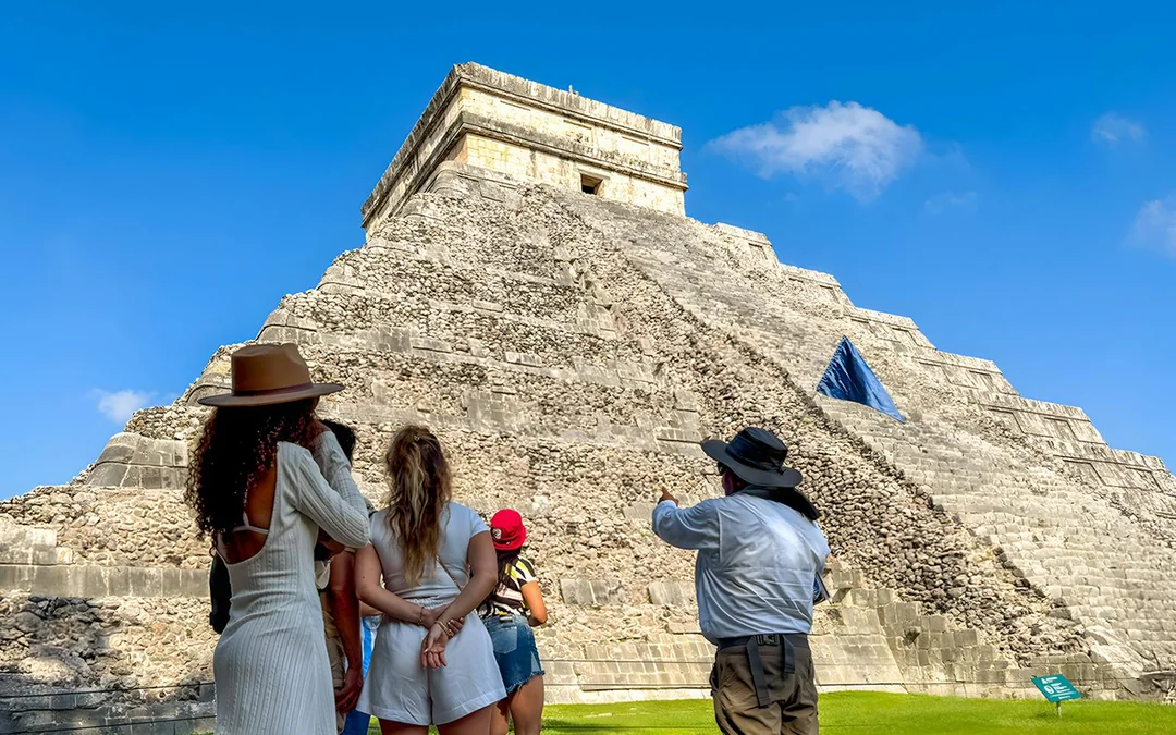 From Cancún: Chichén Itzá Early Access Guided Tour (Without Taxes) Image 3