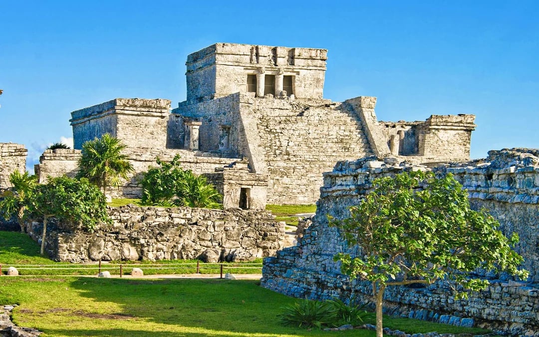 From Cancun: Day Trip to Tulum Ruins and swim at Cenote Nohoch with Lunch & Pickup Image 2