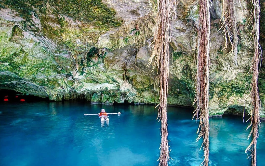 From Cancun: Day Trip to Tulum Ruins and swim at Cenote Nohoch with Lunch & Pickup Image 5