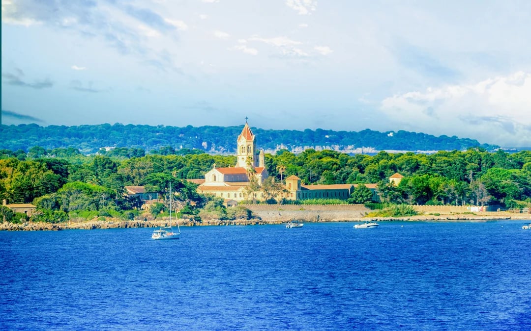From Cannes: Private Boat Tour to the Lérins Islands Image 5