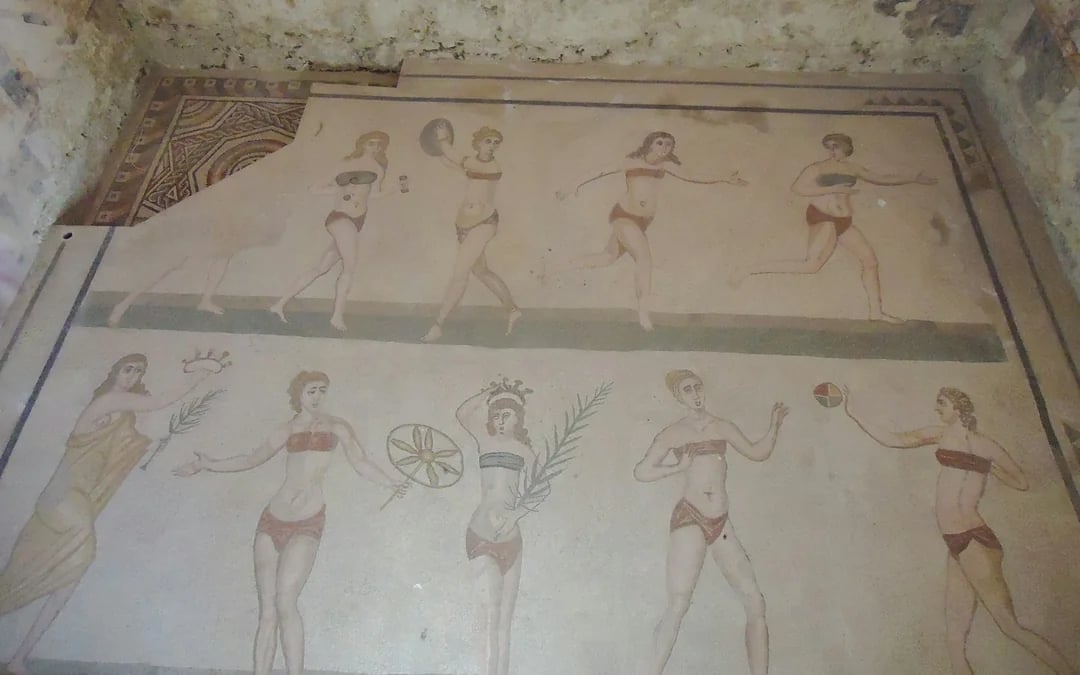 From Catania: Villa Romana del Casale and Caltagirone Day Trip with Hotel Pickup Image 3