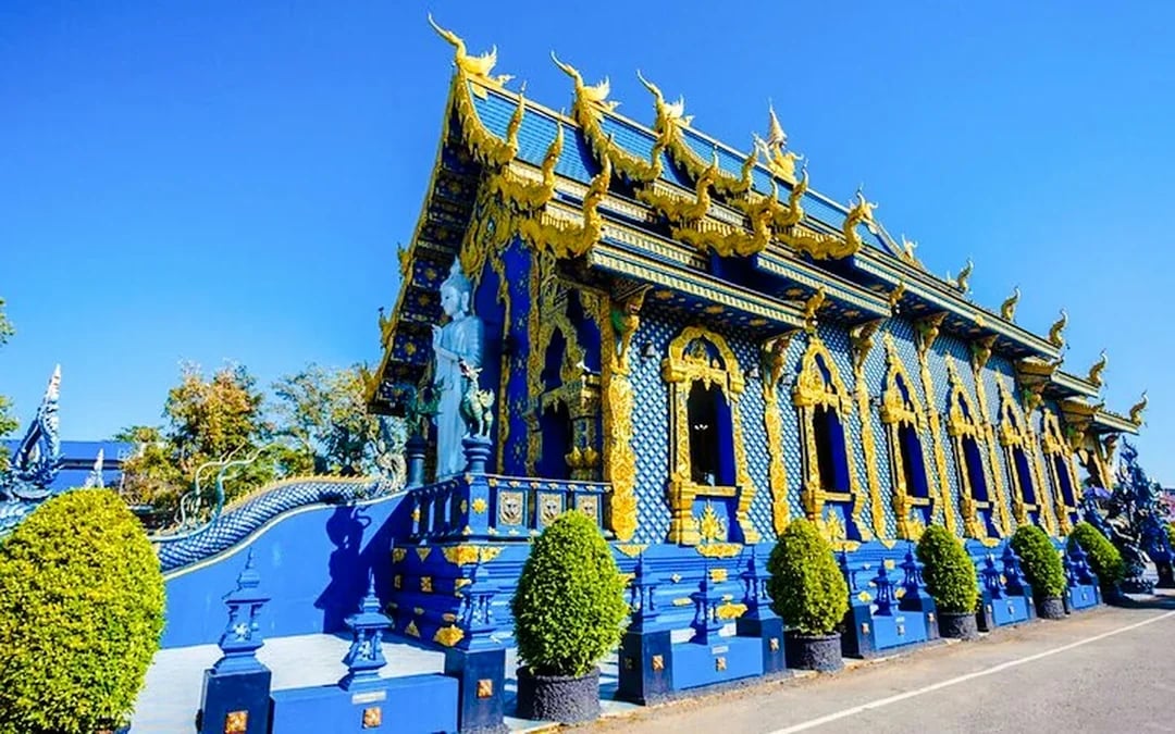 From Chiang Mai: Chiang Rai White, Blue and Red Temples & Long Neck Village Small-Group Tour Image 1