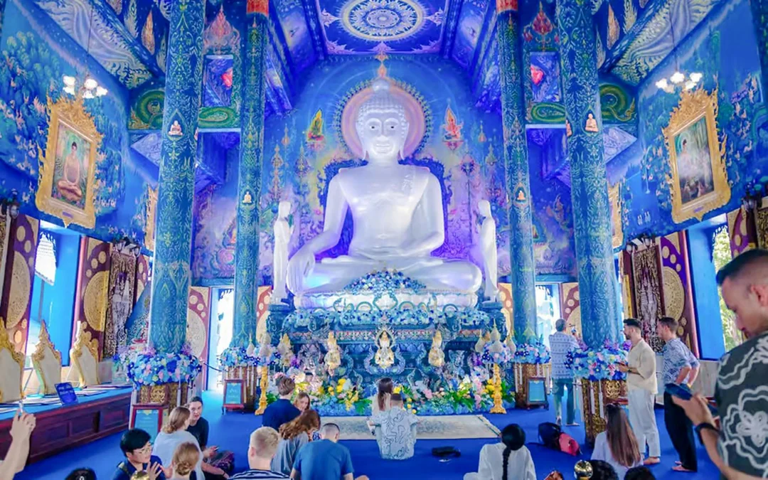 From Chiang Mai: Hot Springs and Chiang Rai White, Black & Blue Temple Day Tour with Lunch & Hotel Transfers Image 3
