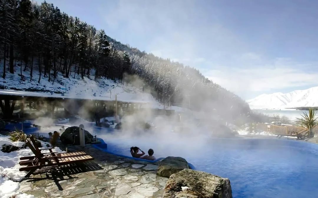 From Christchurch: Lake Tekapo Tour With Hot Pools Entry Image 3