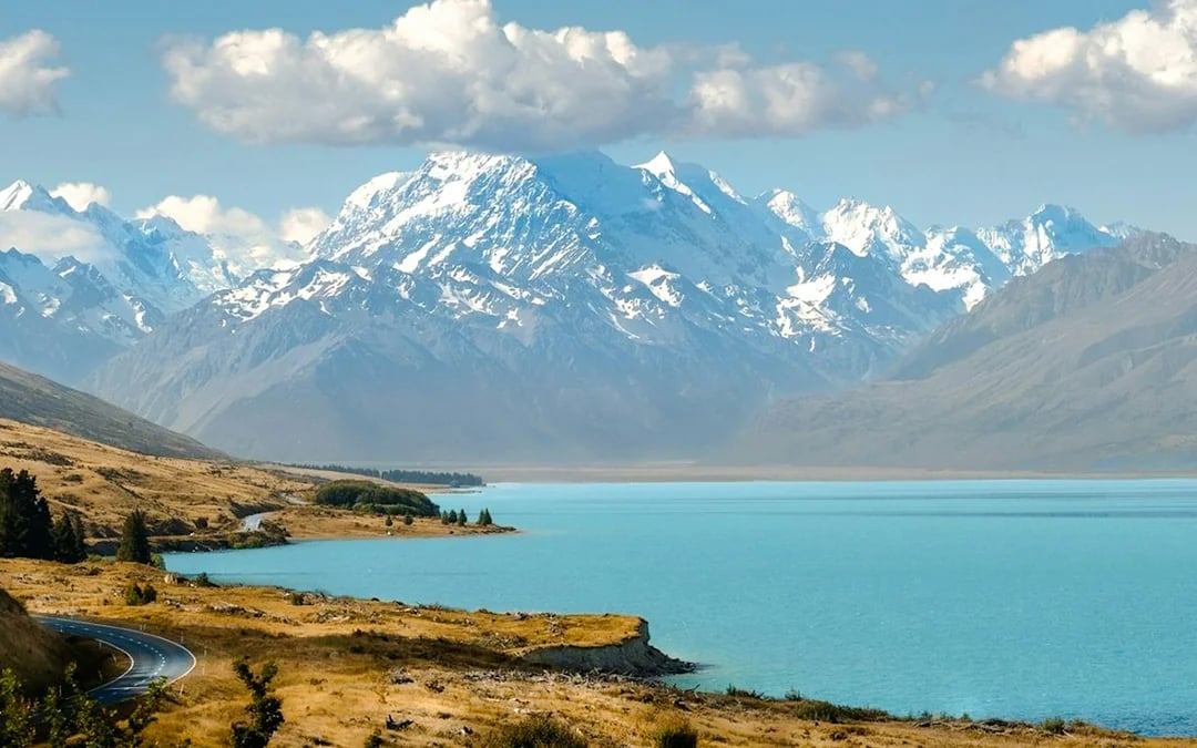 From Christchurch: Mt Cook and Lake Tekapo Day Trip with City Centre Pickup Image 1