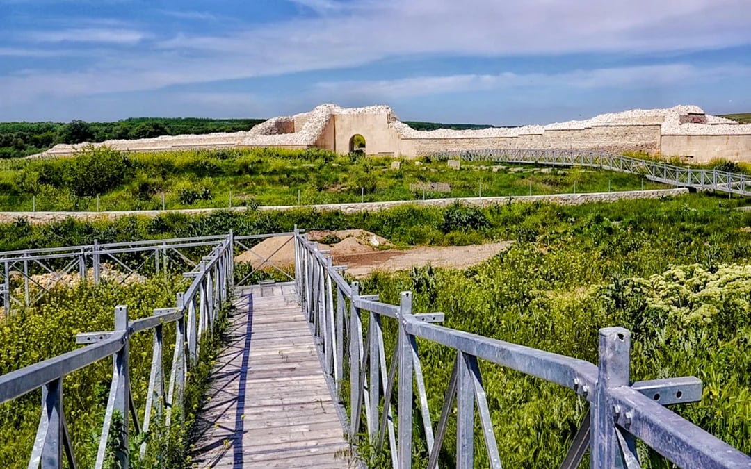 From Constanta: Carsium & Capidava Fortresses Day Trip with Lunch and Wine Tasting Image 6