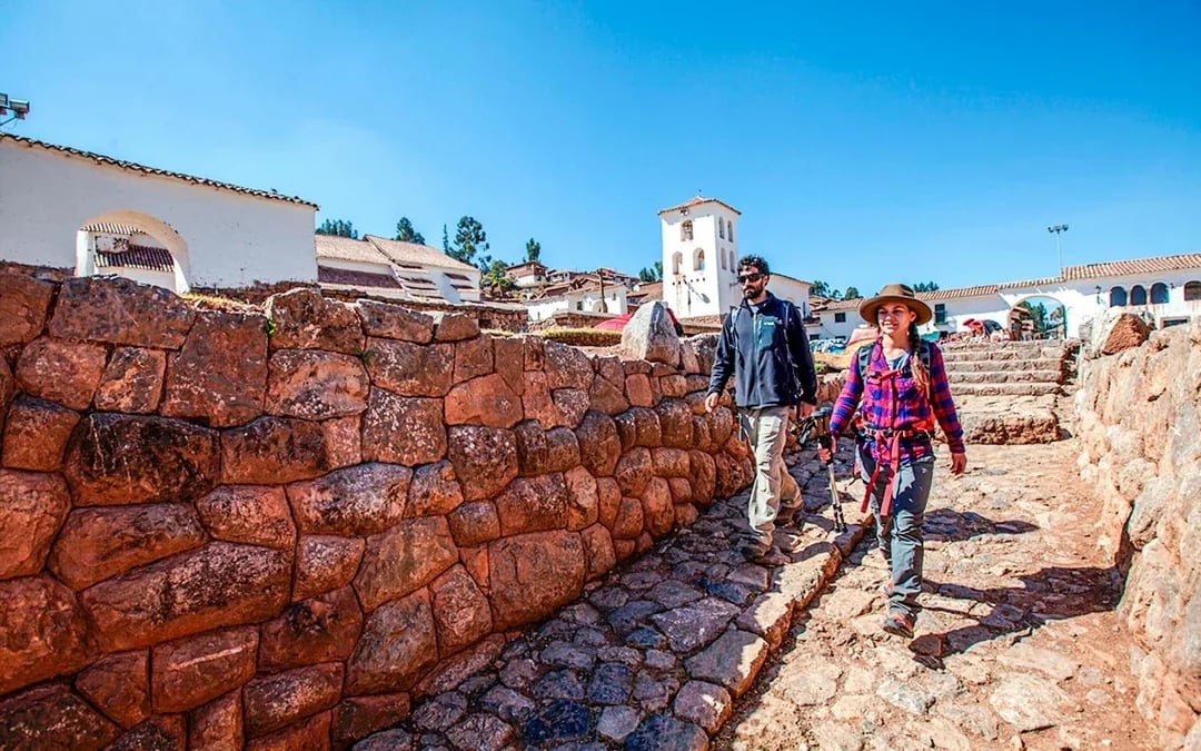 From Cusco: Full-Day Trip to Ollantaytambo with Lunch Image 3