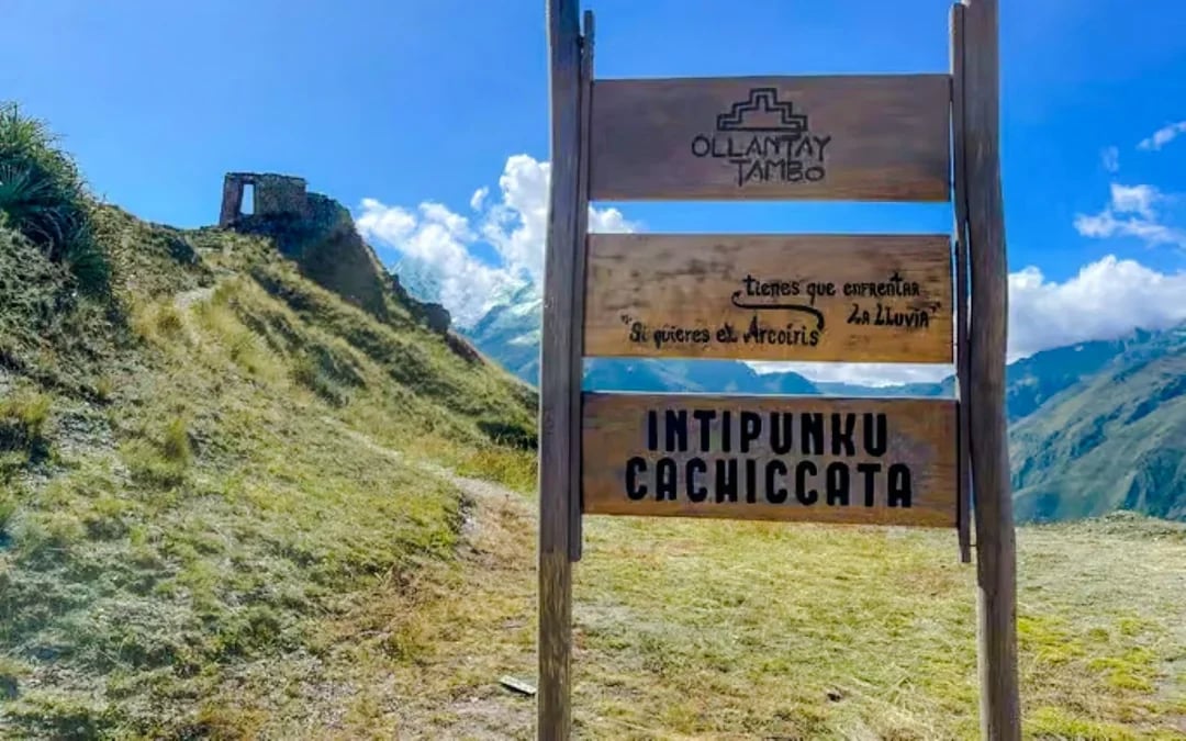 From Cusco: Inti Punku Sun Gate Hike with Breakfast and Lunch Image 2