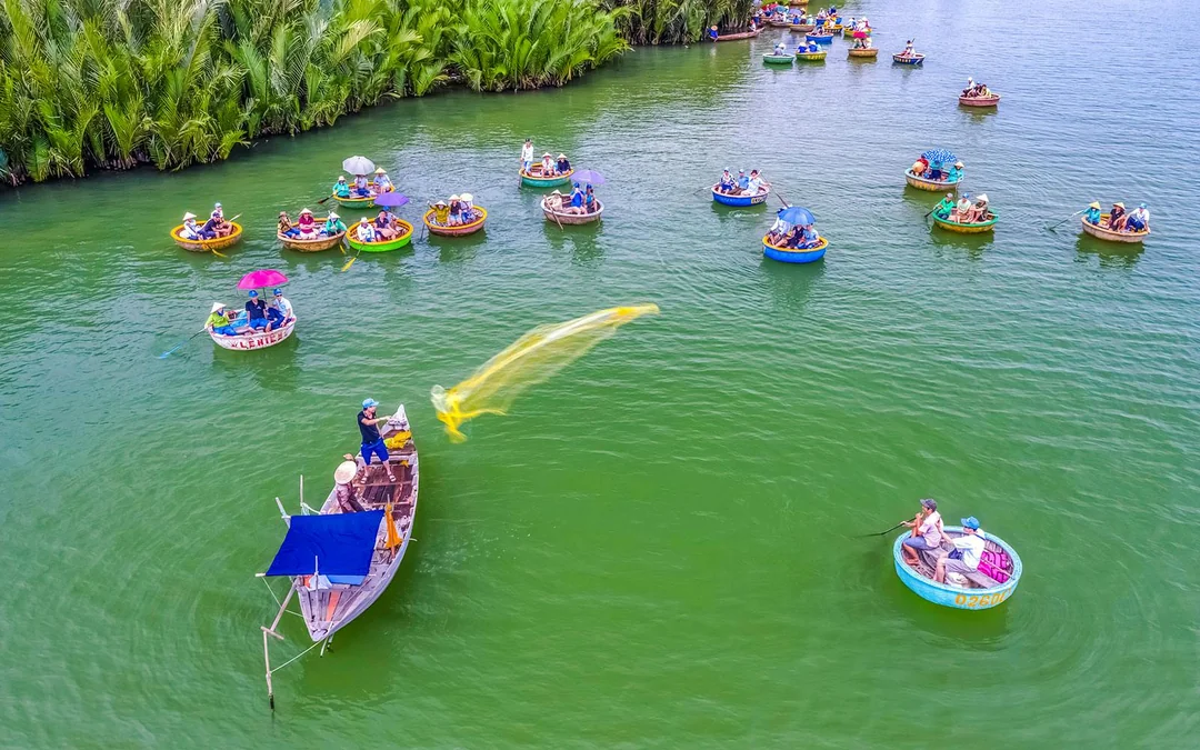 From Da Nang: Coconut Forest Half-Day Guided Tour with Basket Boat Ride, DIY Activities, Lunch & Transfers Image 3