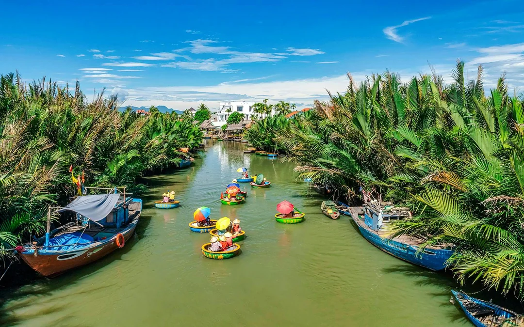 From Da Nang: Coconut Forest Half-Day Guided Tour with Basket Boat Ride, DIY Activities, Lunch & Transfers Image 8