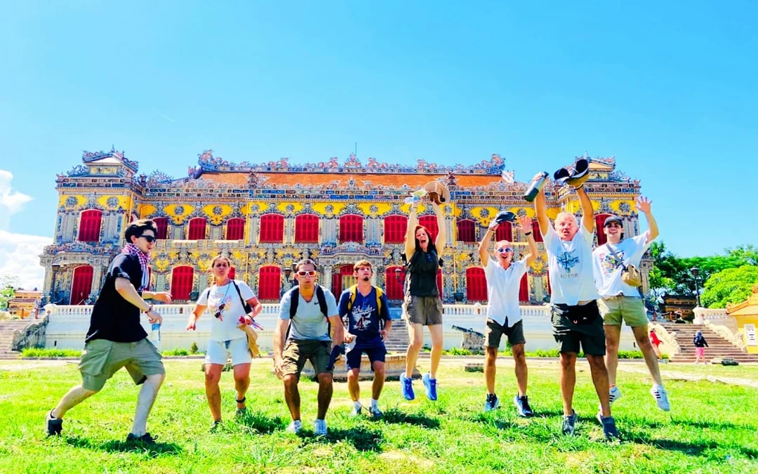 From Da Nang: Hue Imperial Culture Small-Group Tour by Heritage Train via Hai Van Pass Image 5
