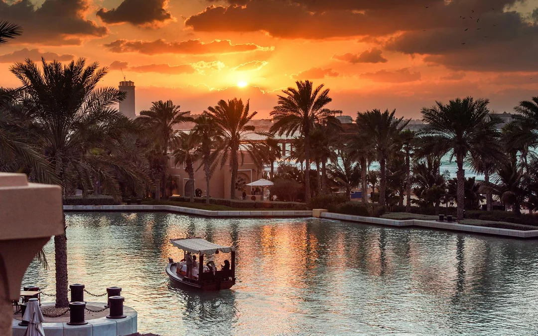 From Dubai Canal: 1-Hour Sightseeing Abra Ride Image 2
