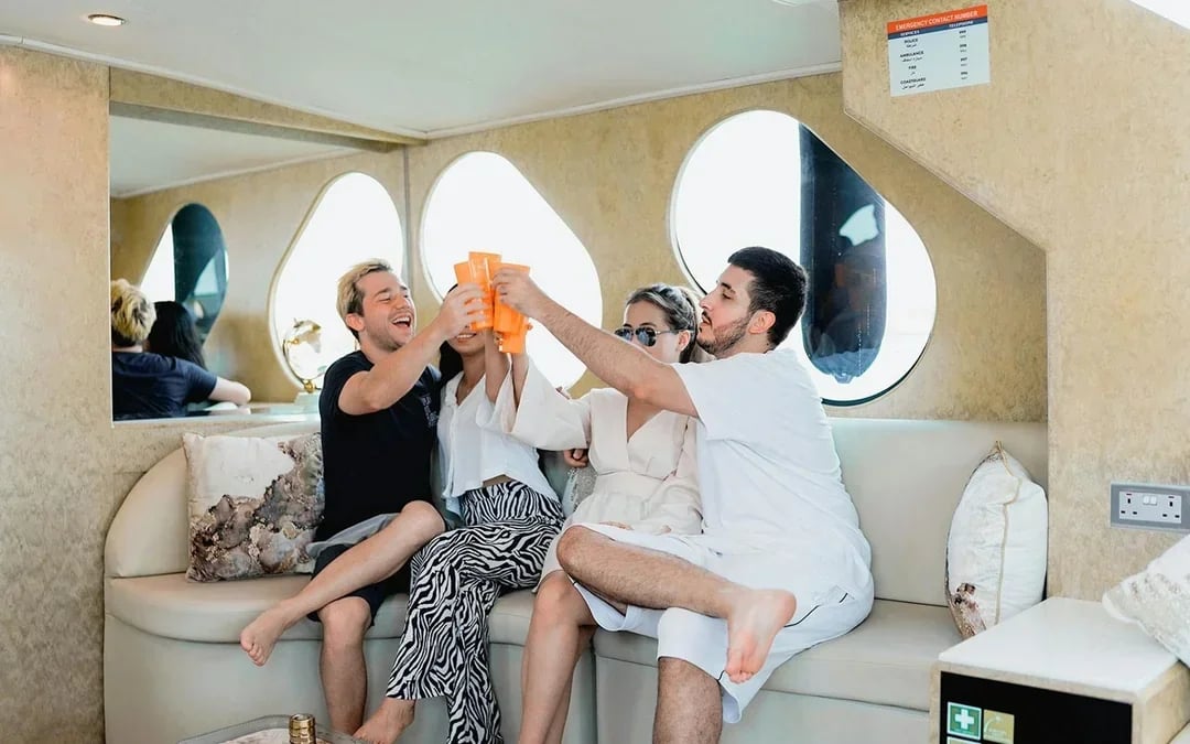 From Dubai Marina: 1-Hour Sightseeing Yacht Cruise with Panoramic Views Image 4