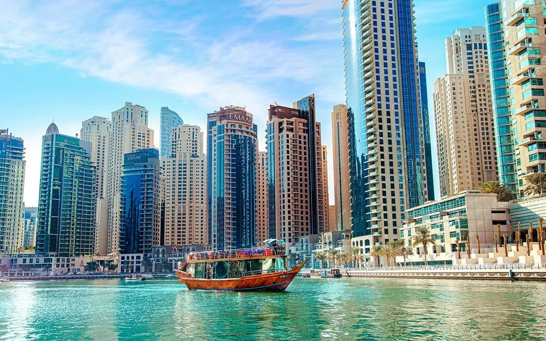 From Dubai Marina/Creek: 1-Hour Sightseeing Dhow Cruise with Unlimited Soft Drinks Image 8