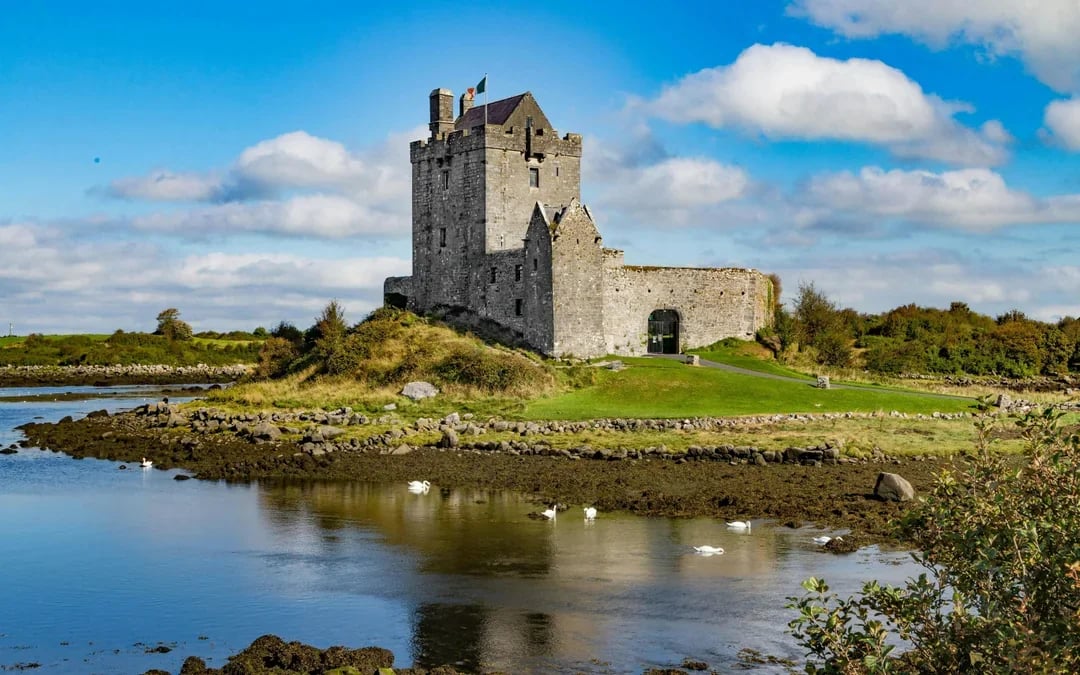 From Dublin: Cliffs of Moher, Burren & Galway Day Trip with Spanish Tour Guide Image 3