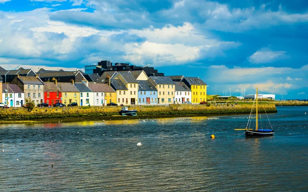 From Dublin: Cliffs of Moher, Burren & Galway Day Trip with Spanish Tour Guide Image 4
