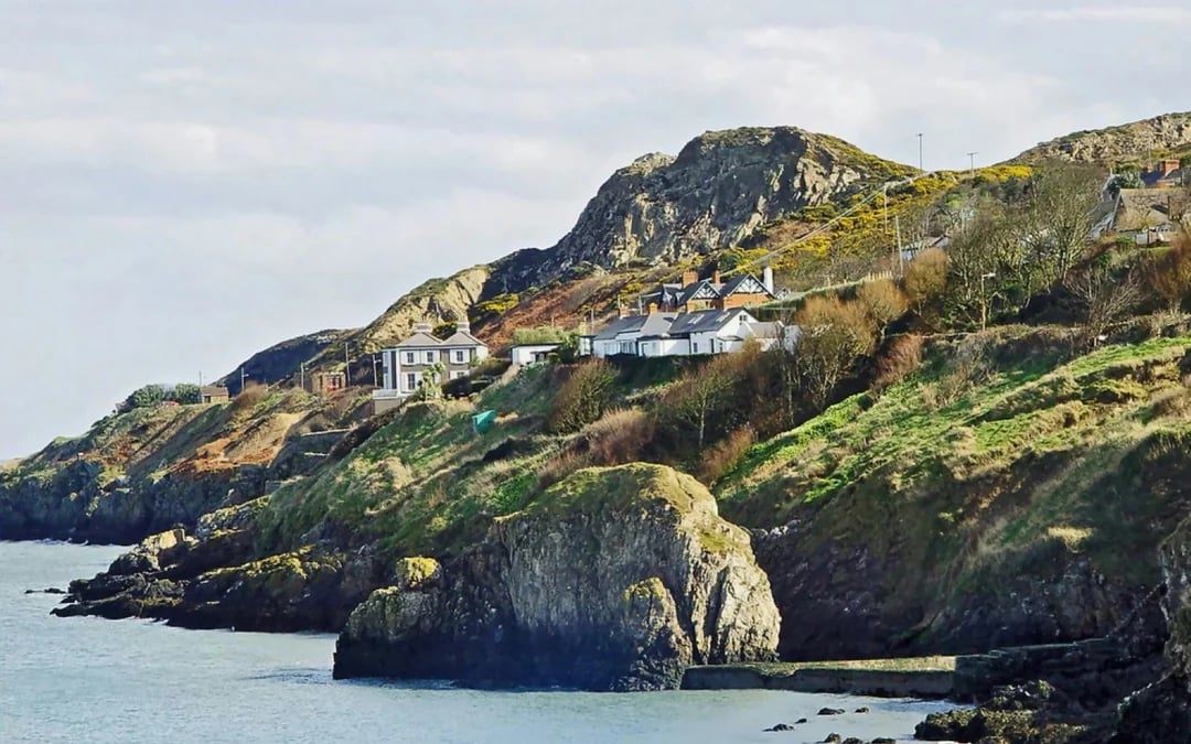 From Dublin: Half-Day Guided Coastal Tour to Howth Village Image 5