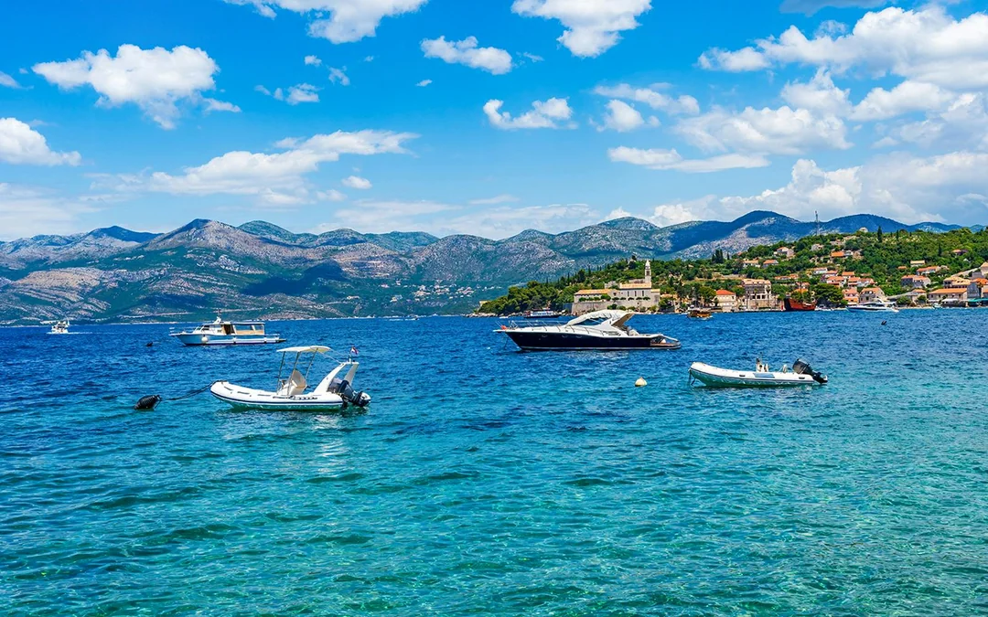 From Dubrovnik: Blue Cave, Green Caves & Sunj Beach Boat Tour with Drinks Image 4