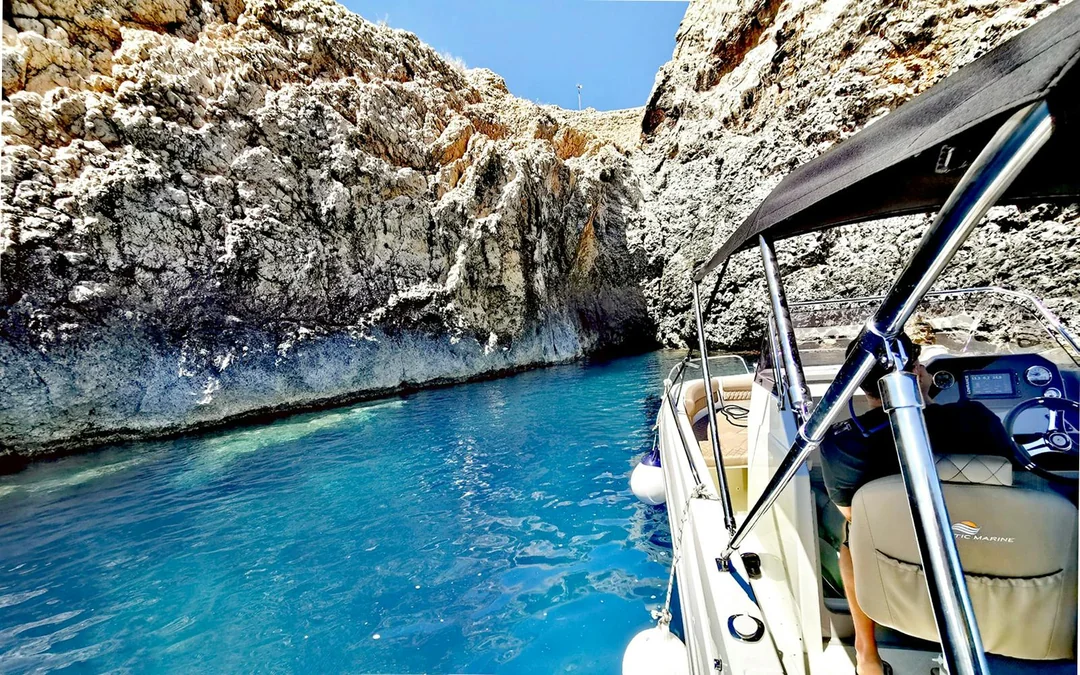 From Dubrovnik: Blue Cave, Green Caves & Sunj Beach Boat Tour with Drinks Image 5