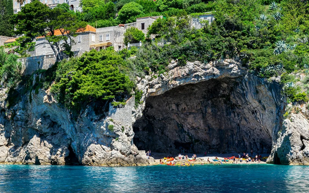 From Dubrovnik: Kayaking & Snorkelling Morning Escape Image 2