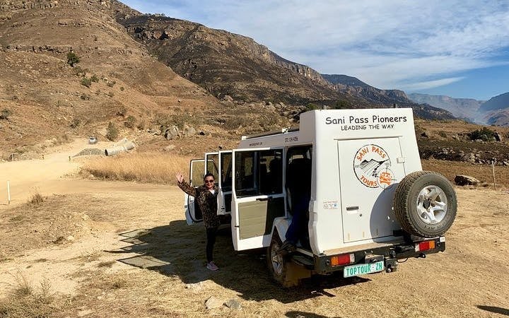 From Durban: Sani Pass and Lesotho Shared 4x4 Sightseeing Tour Image 9