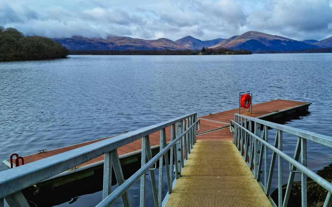 From Edinburgh: Loch Lomond, Stirling Castle & The Kelpies Full-Day Tour Image 4