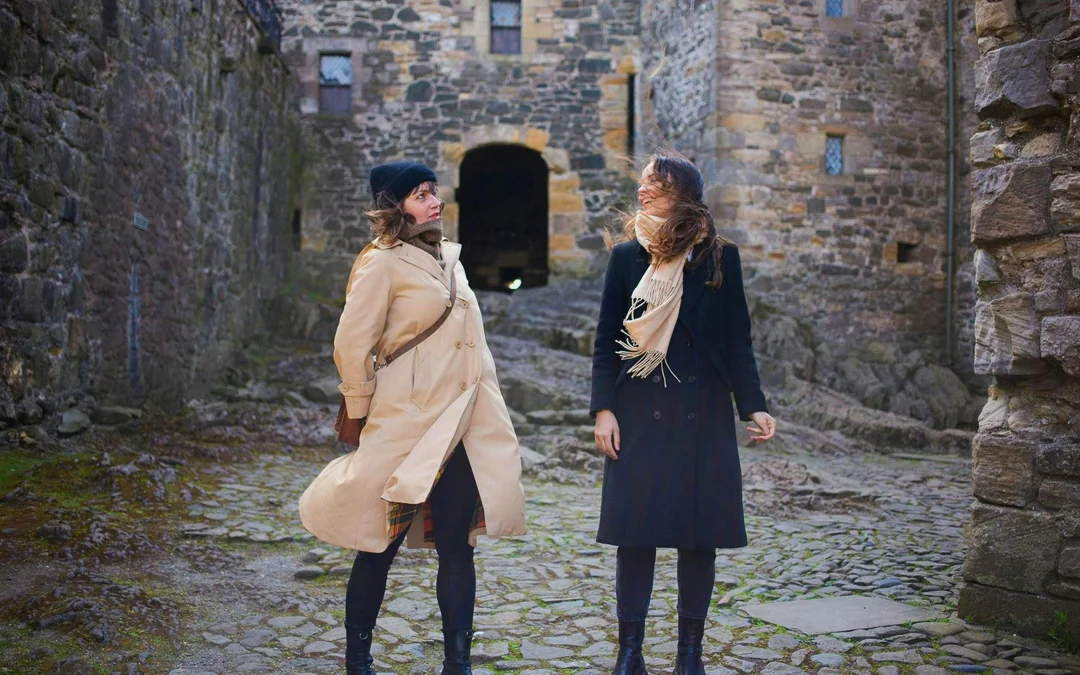 From Edinburgh: Outlander Locations Tour with Entry to Castles Image 2