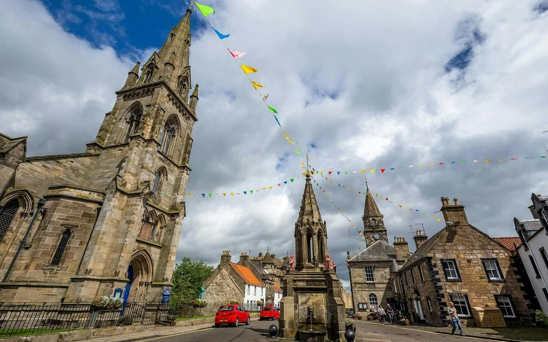 From Edinburgh: Outlander Locations Tour with Entry to Castles Image 3