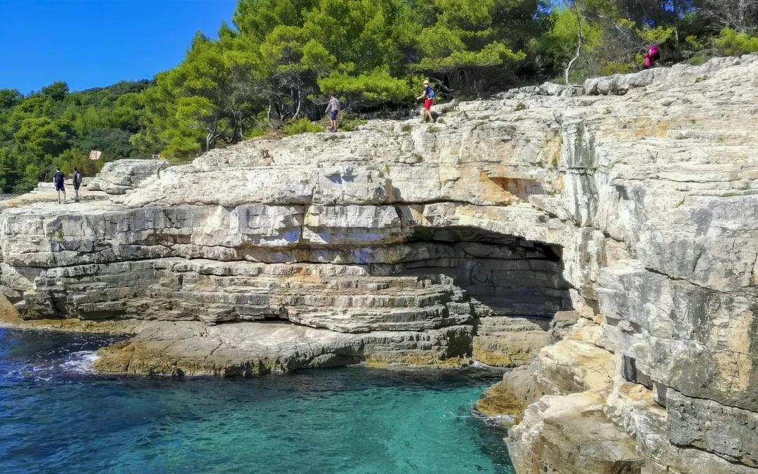 From Fažana: Private Brijuni Islands, Blue Cave, Lagoon and Hidden Bays Cruise with Snorkeling Image 2