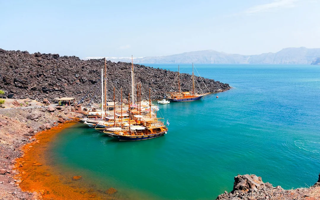 From Fira: Santorini Volcano, Hot Springs & Thirassia Day Cruise  Image 2