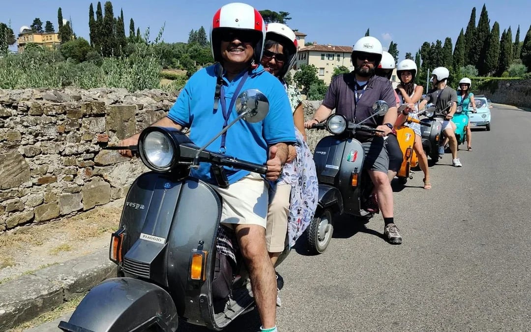 From Florence: Guided Vespa Tour of Tuscany Image 1