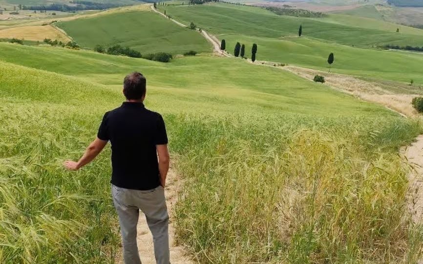 From Florence: Private Val d’Orcia Tour to Pienza, Montepulciano, and Montalcino with Farm and Cellar Tastings Image 6