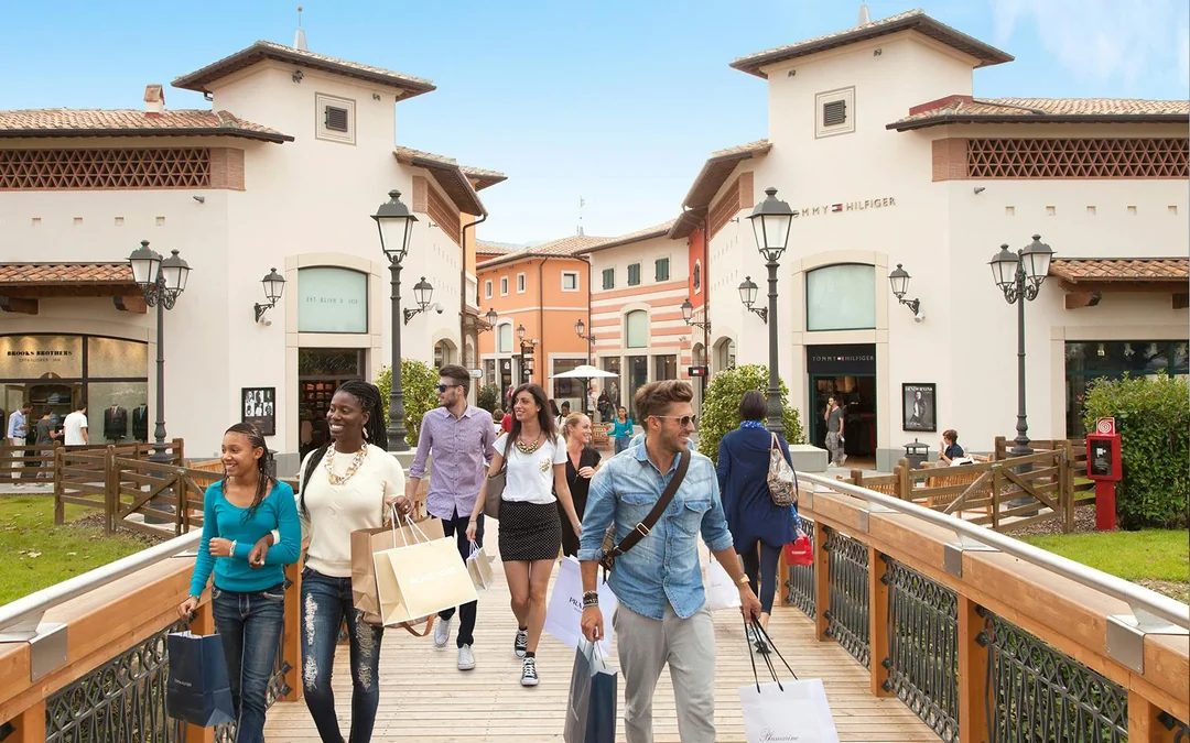From Florence: Round Trip Shuttle Bus Service to Barberino Outlet Image 5