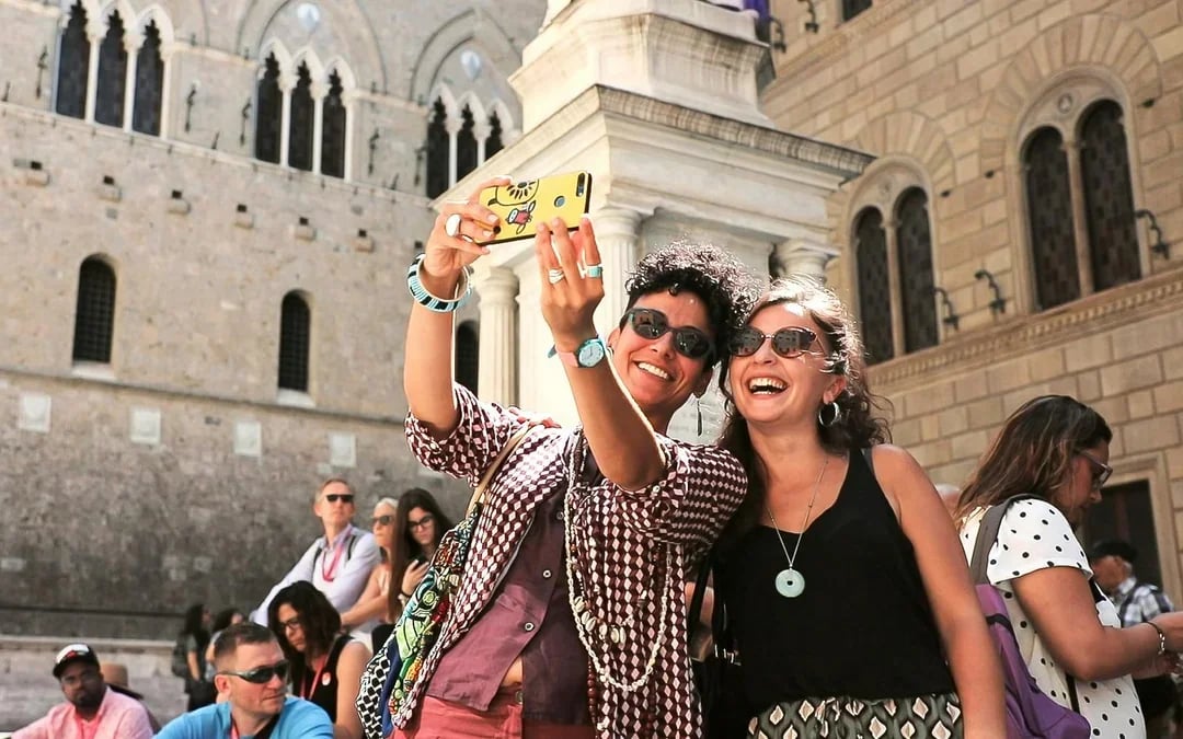 From Florence: Siena & San Gimignano Day Trip with Wine Tastings & Lunch Image 6