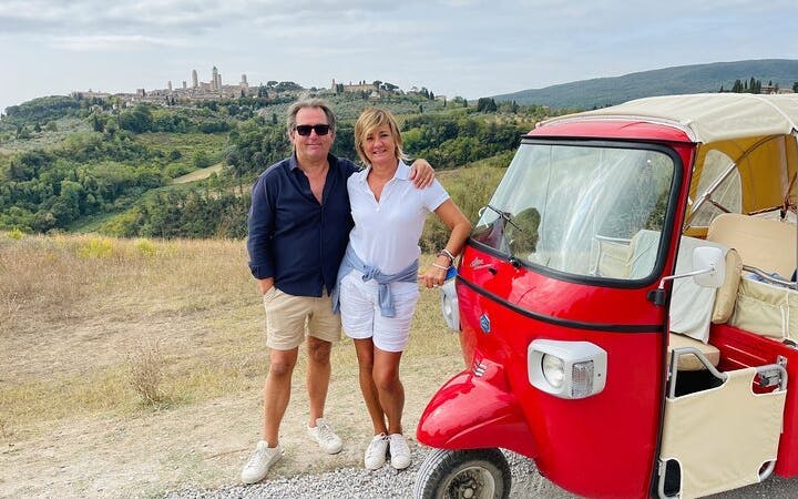 From Florence: Tuscany Tuk Tuk Tour with Winery Visit, Lunch, and San Gimignano Stop Image 10
